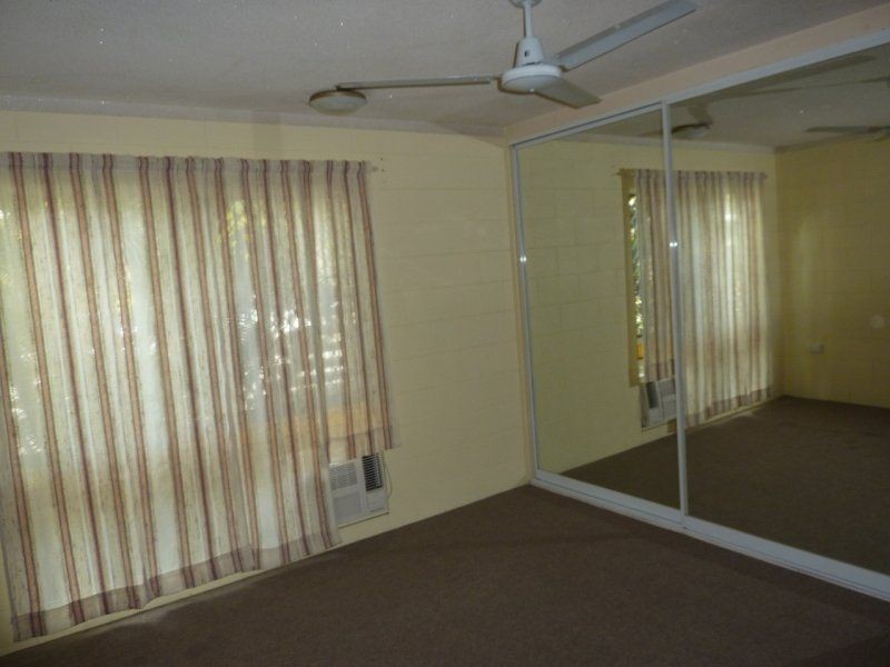 1/12 Girralong Street, Woree QLD 4868