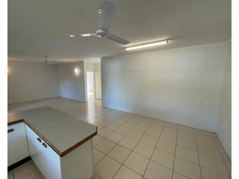 14/40 Old Smithfield Road, Freshwater QLD 4870