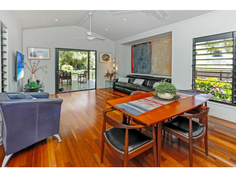 16 Turtle Close, Clifton Beach QLD 4879