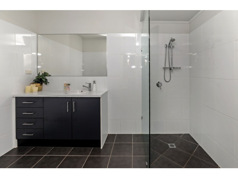 16 Turtle Close, Clifton Beach QLD 4879