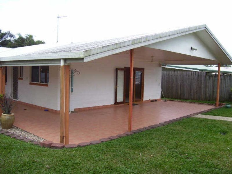 15 Bee Close, Bentley Park QLD 4869