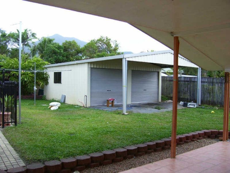 15 Bee Close, Bentley Park QLD 4869