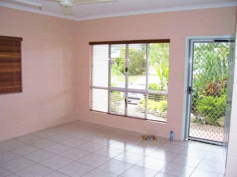 15 Bee Close, Bentley Park QLD 4869