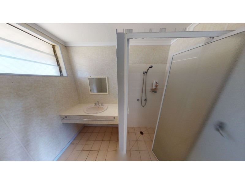 36 Maple Street, Holloways Beach QLD 4878