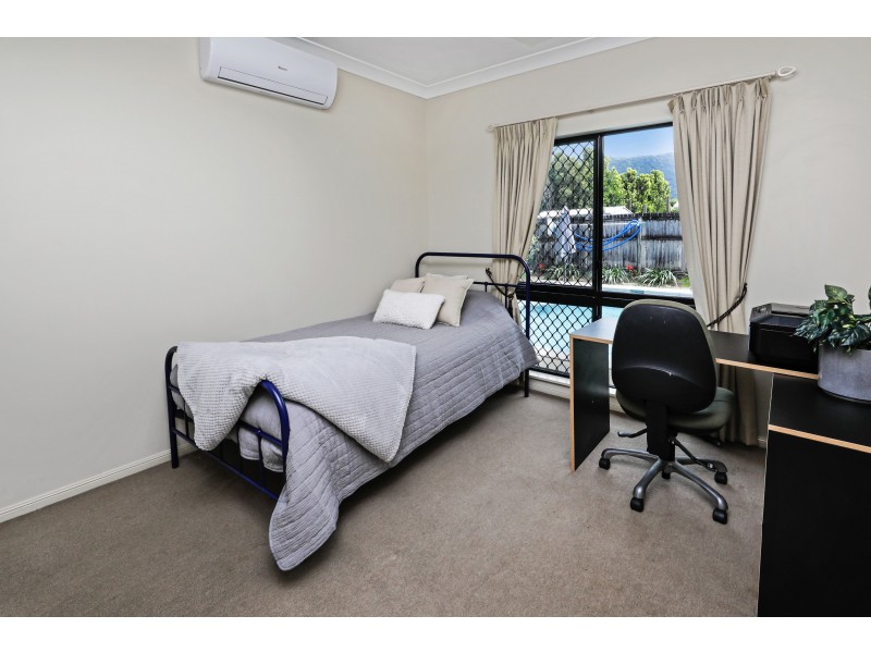 10 Hockey Avenue, Smithfield QLD 4878