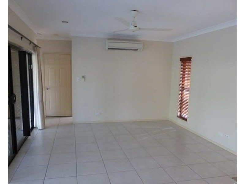 21 Bowline Close, Trinity Park QLD 4879