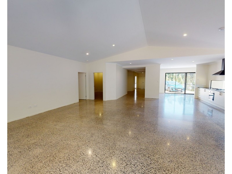 18 Megalong Close, Smithfield QLD 4878