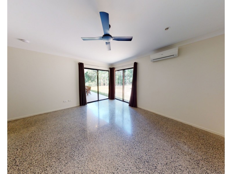 18 Megalong Close, Smithfield QLD 4878