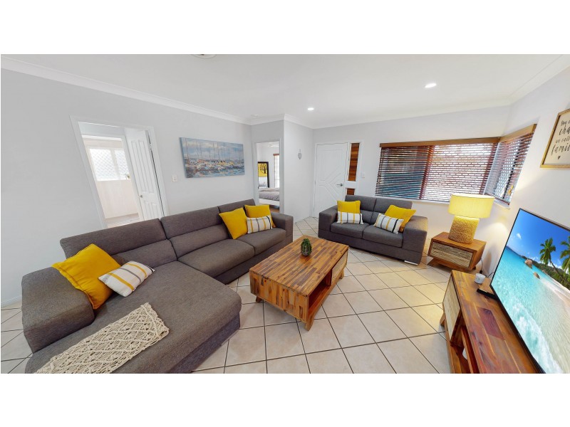 10 Helsdon Close, Clifton Beach QLD 4879