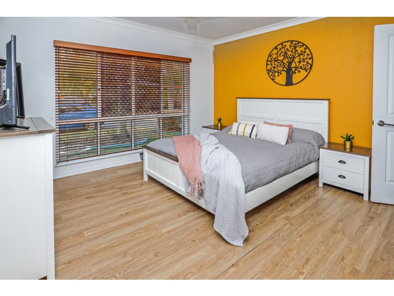 10 Helsdon Close, Clifton Beach QLD 4879