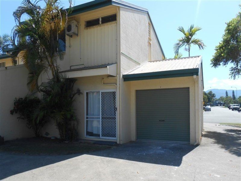 1/11-13 Pioneer Street, Manoora QLD 4870