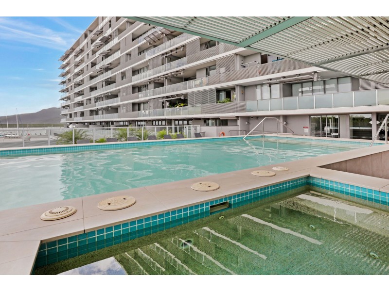 319/1 Marlin Parade, Cairns City QLD 4870