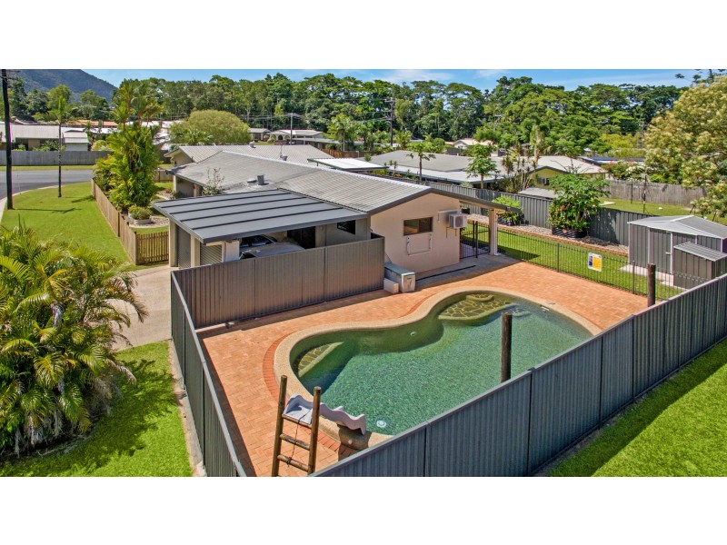 25 Shannon Drive, Woree QLD 4868