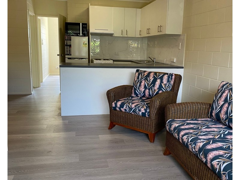 8/439 Severin Street, Parramatta Park QLD 4870