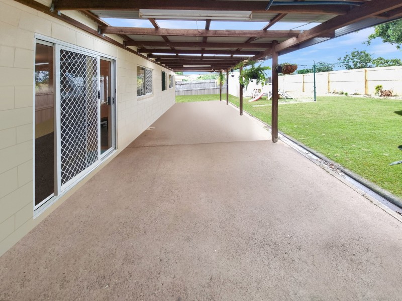 1 Carpenter Close, Edmonton QLD 4869