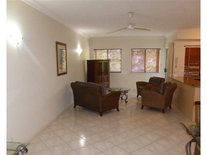 1118/2 Greenslopes Street, Cairns North QLD 4870