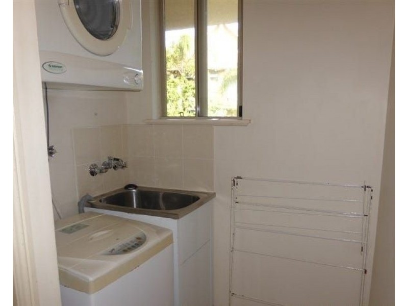 1118/2 Greenslopes Street, Cairns North QLD 4870