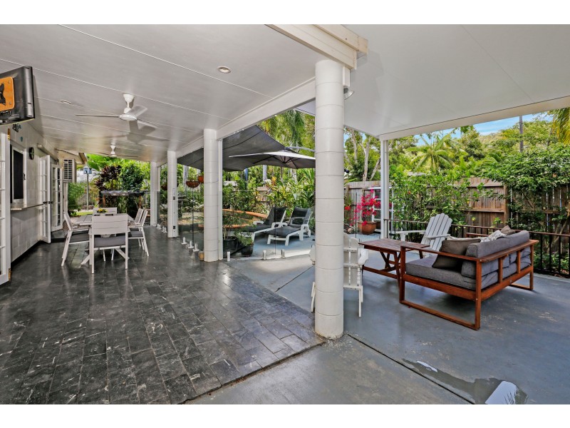 28 Eddy Street, Clifton Beach QLD 4879