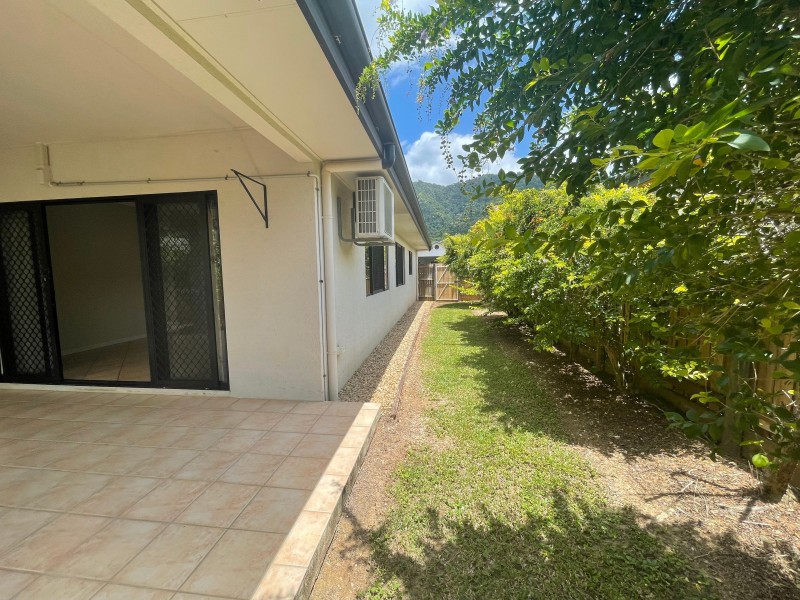 11 Goodhew Close, Bentley Park QLD 4869