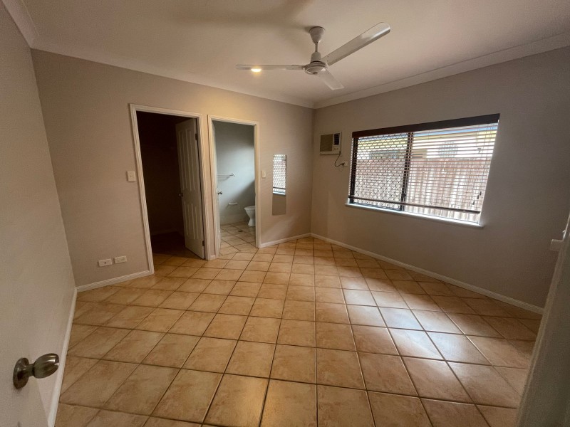 11 Goodhew Close, Bentley Park QLD 4869