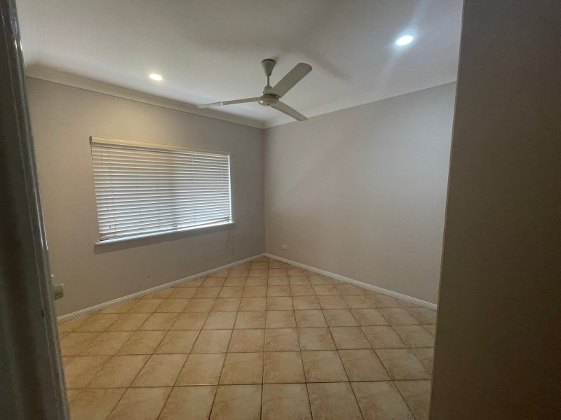 11 Goodhew Close, Bentley Park QLD 4869