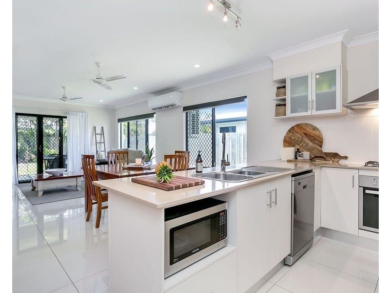 28 Reed Road, Trinity Beach QLD 4879