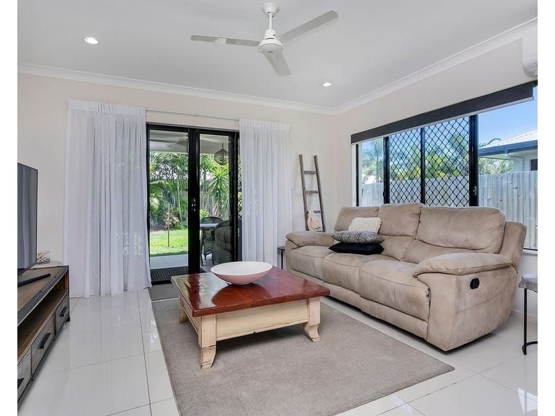 28 Reed Road, Trinity Beach QLD 4879