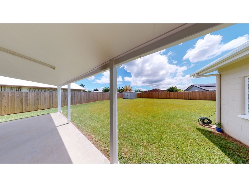 10 Carpenter Close, Edmonton QLD 4869