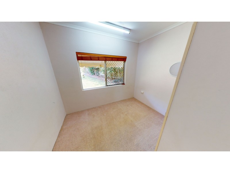15 Garland Close, Kanimbla QLD 4870