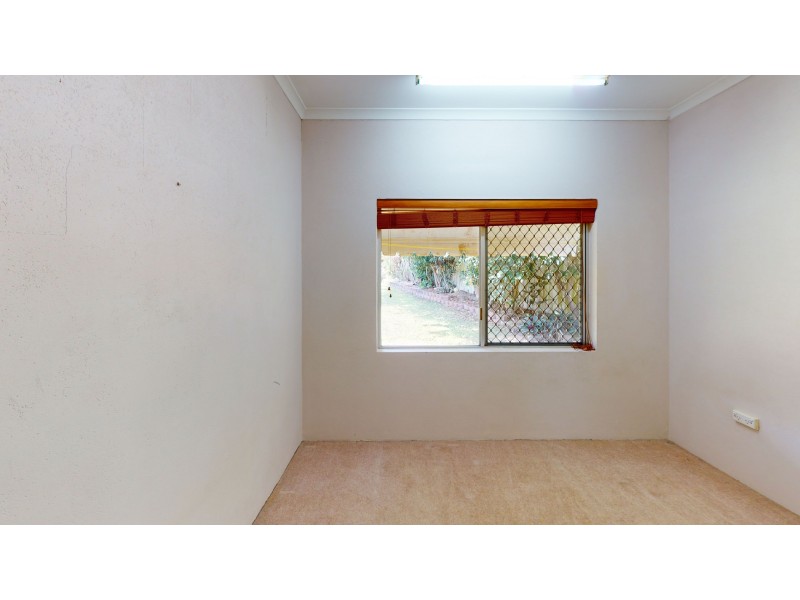 15 Garland Close, Kanimbla QLD 4870