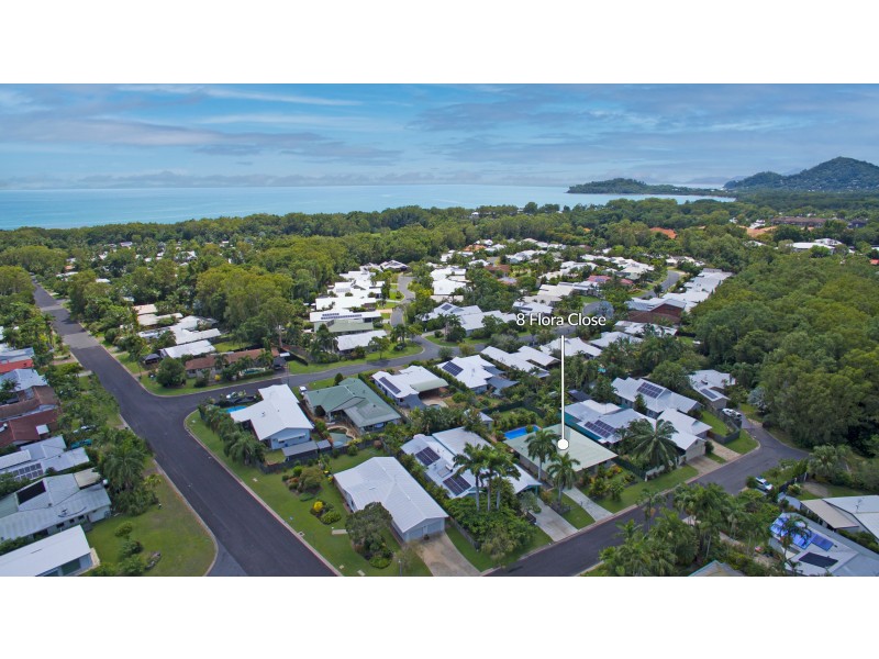 8 Flora Close, Clifton Beach QLD 4879