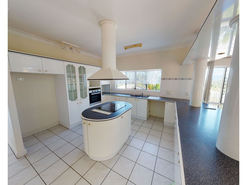 49 Summer Hill Drive, Mooroobool QLD 4870