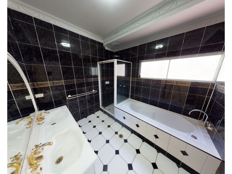 49 Summer Hill Drive, Mooroobool QLD 4870