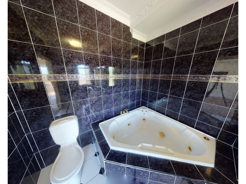 49 Summer Hill Drive, Mooroobool QLD 4870