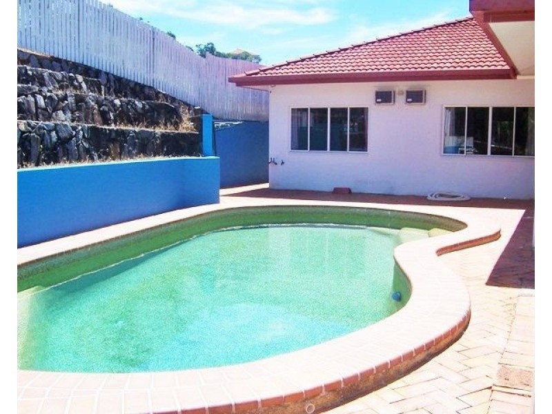 49 Summer Hill Drive, Mooroobool QLD 4870