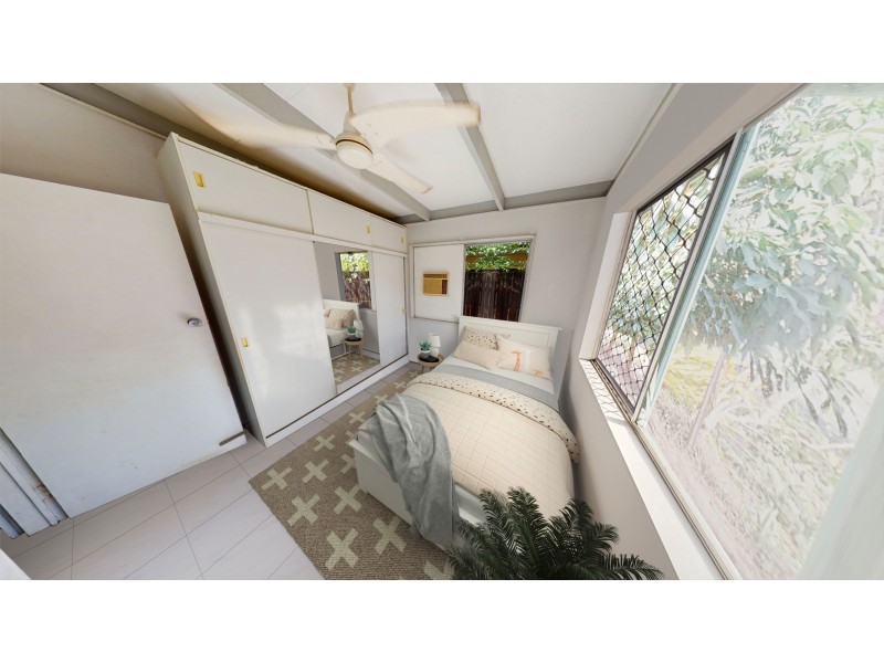 30 Oak Street, Holloways Beach QLD 4878