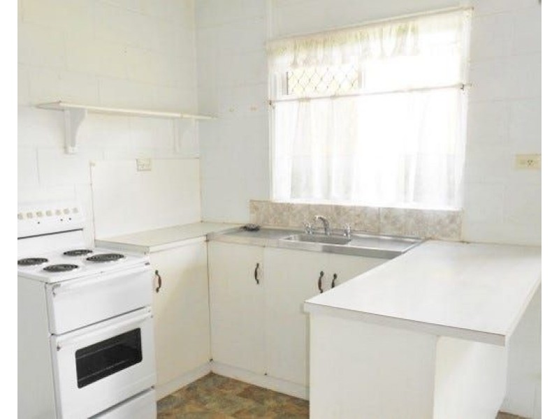 67 Birch Street, Manunda QLD 4870