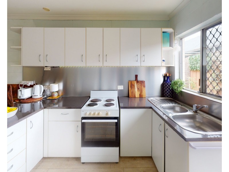 7/30 Girralong Street, Woree QLD 4868