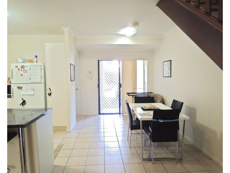 6/65-69 Cedar Rd, Palm Cove QLD 4879