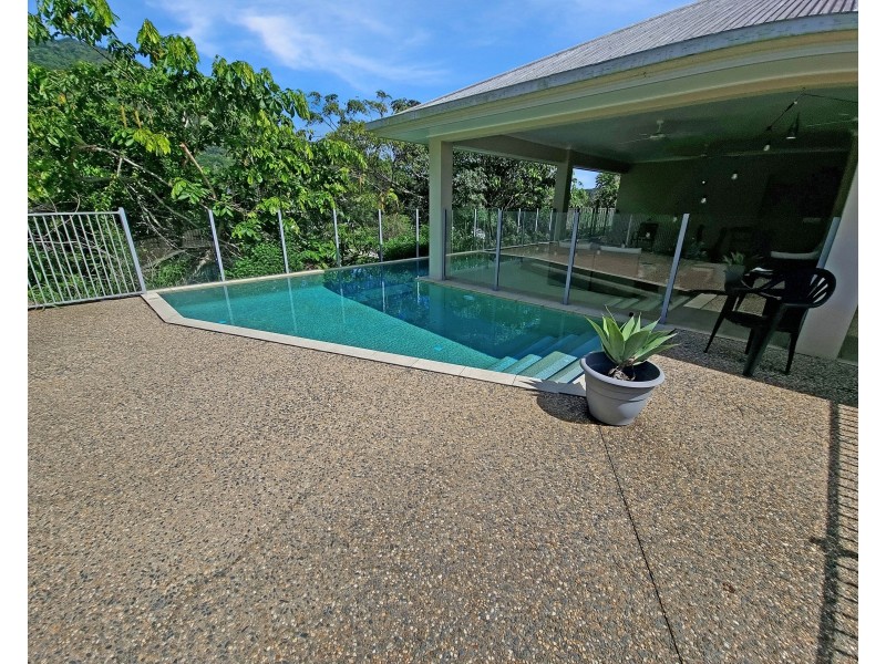 73 Koppen Terrace, Mooroobool QLD 4870