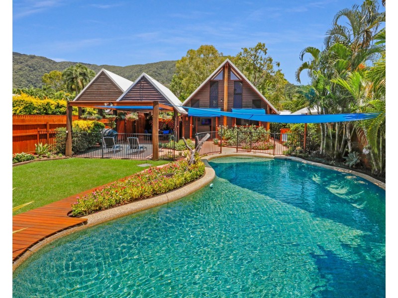 23 Thais Street, Palm Cove QLD 4879