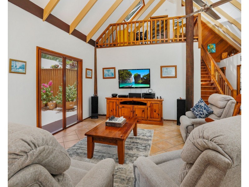 23 Thais Street, Palm Cove QLD 4879