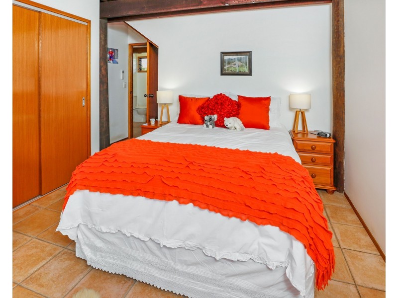 23 Thais Street, Palm Cove QLD 4879