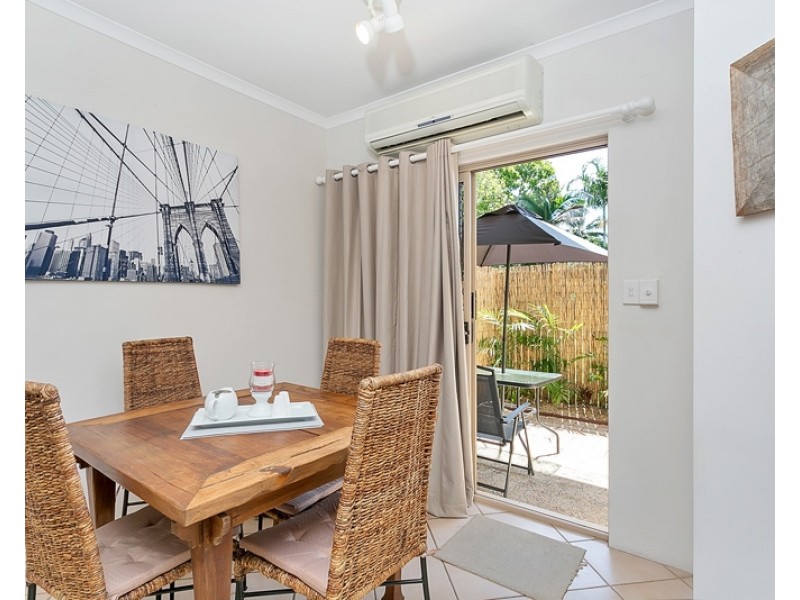 4/10 Hill Street, Manunda QLD 4870