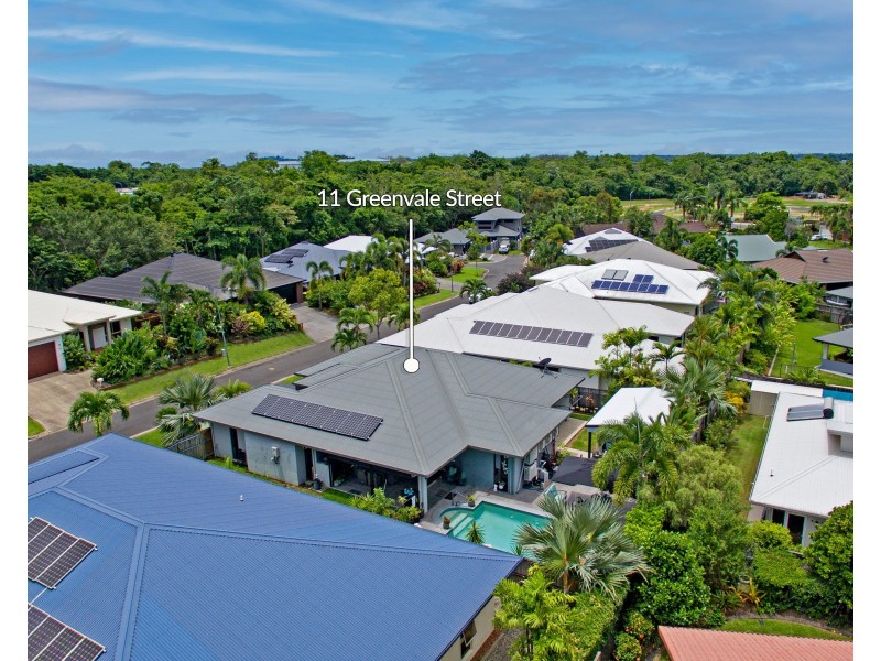 11 Greenvale Close, Smithfield QLD 4878