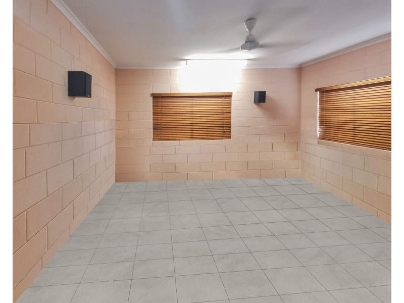15 Bee Close, Bentley Park QLD 4869