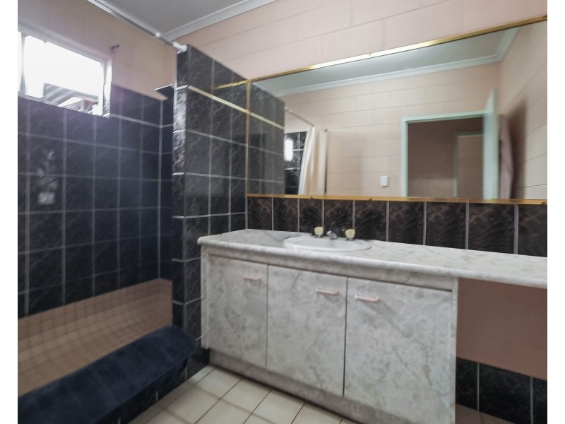 15 Bee Close, Bentley Park QLD 4869