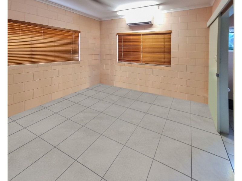 15 Bee Close, Bentley Park QLD 4869