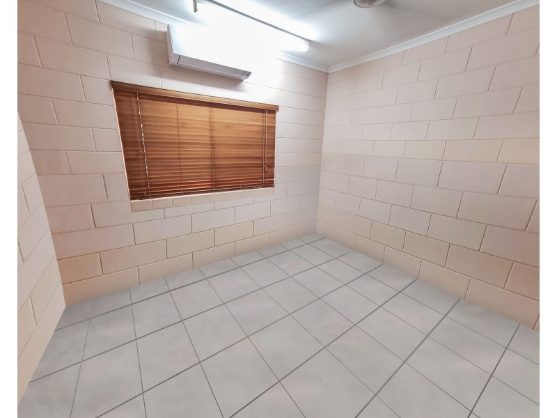 15 Bee Close, Bentley Park QLD 4869