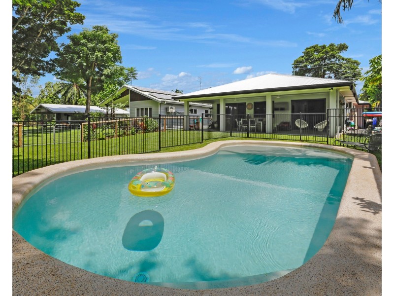 18 Sandwich Street, Kamerunga QLD 4870